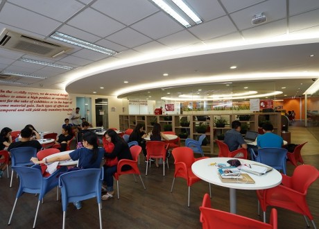 hoc-vien-mdis-singapore